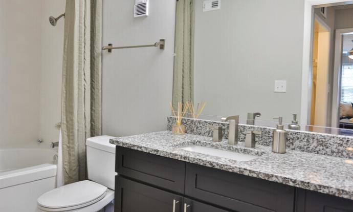 Apartment for rent at 8000 Waterford Lakes Dr, Charlotte, NC 28210