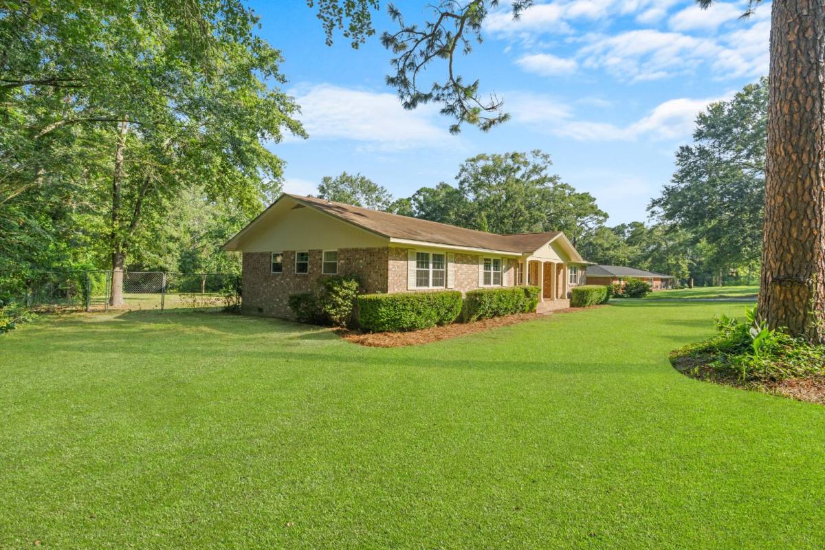 207 N Jackson Rd #1, Statesboro, GA 30461 - House for Rent - Image 2