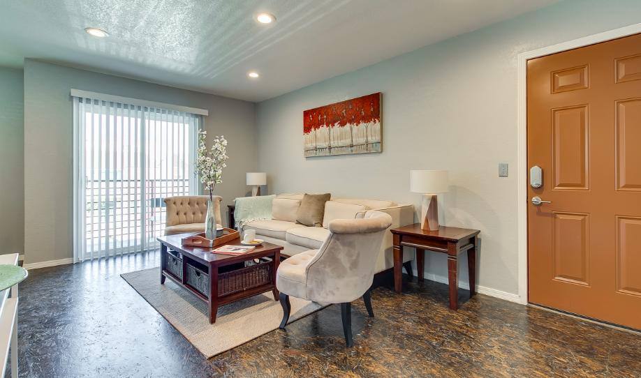 1149 E Brooks St, Norman, OK 73071 - Townhouse for Rent - Image 5