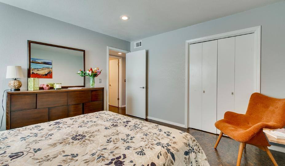 1149 E Brooks St, Norman, OK 73071 - Townhouse for Rent - Image 3