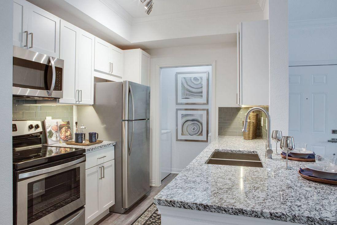 Aleo at North Glen, 7904 N Glen Dr, Irving, TX 75063 - Apartment for Rent