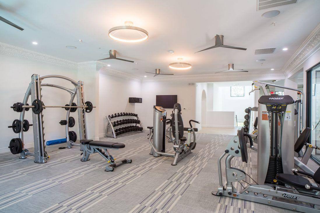 Aleo at North Glen, 7904 N Glen Dr, Irving, TX 75063 - Apartment for Rent - Image 5