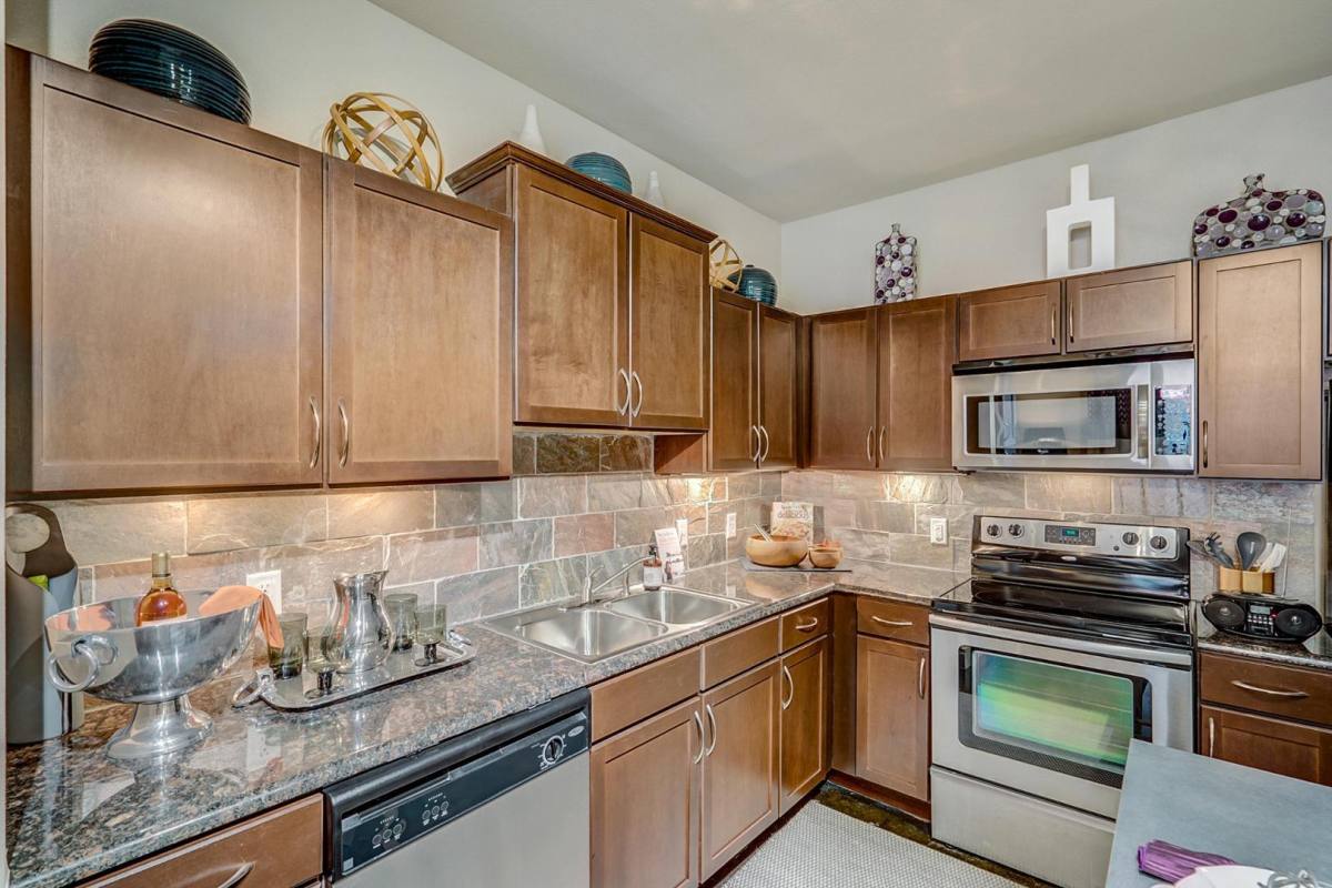 Apartment for rent at Allegro, 15750 Spectrum Dr, Addison, TX 75001