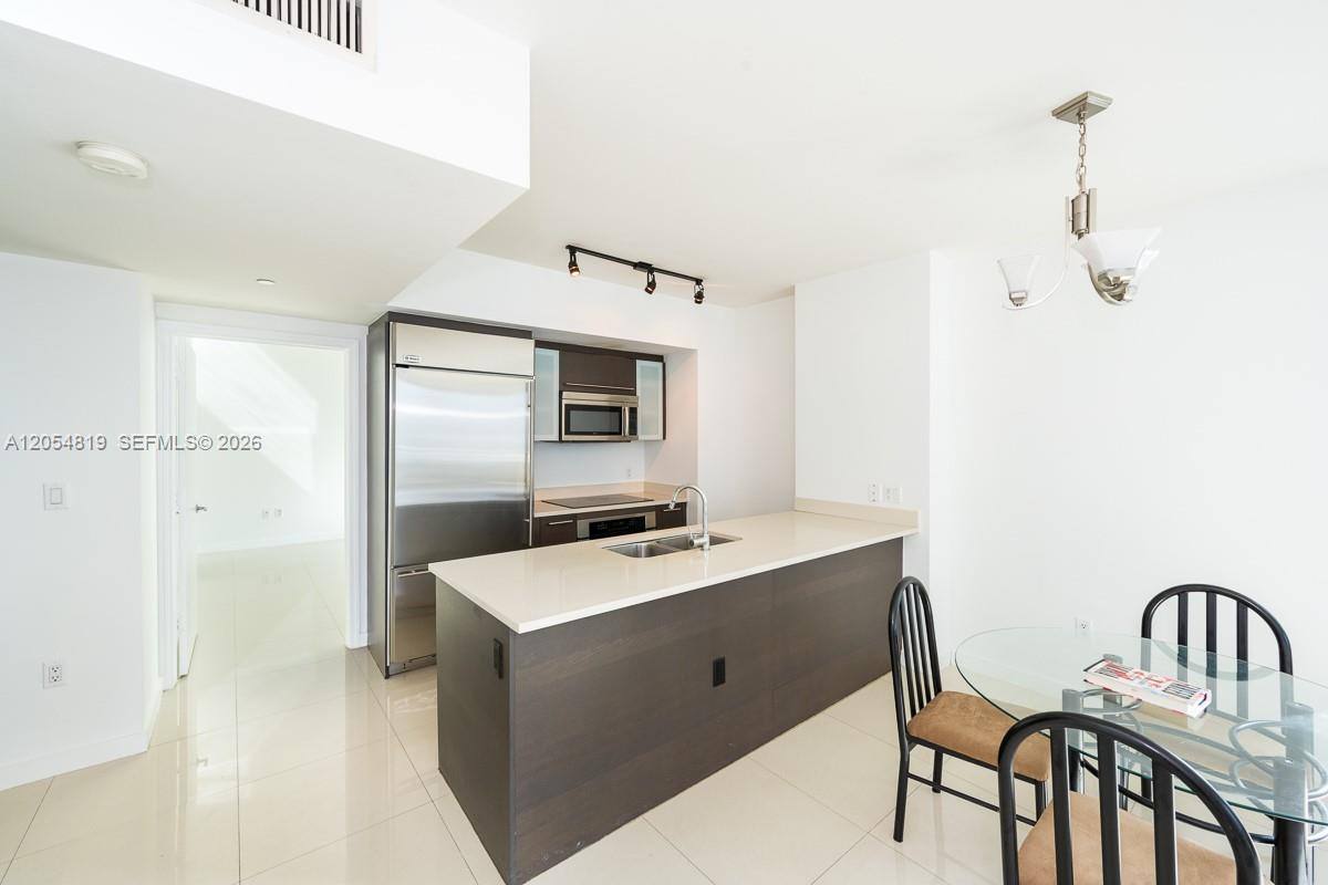 Apartment for rent at 55 SE 6th St #2210, Miami, FL 33131