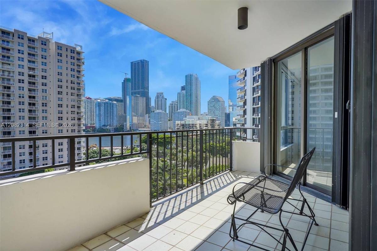 520 Brickell Key Dr #A1007, Miami, FL 33131 - Condo for Rent - Image 6