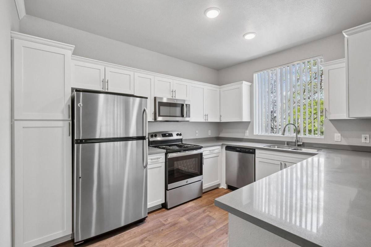 Avion at Kearny Mesa, 8811 Spectrum Center Blvd, San Diego, CA 92123 - Apartment for Rent - Image 3
