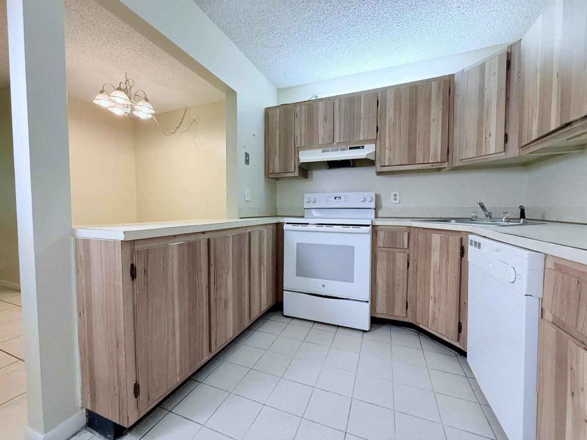 4891 Sable Pine Circle, West Palm Beach, FL 33417 - Condo for Rent - Image 7
