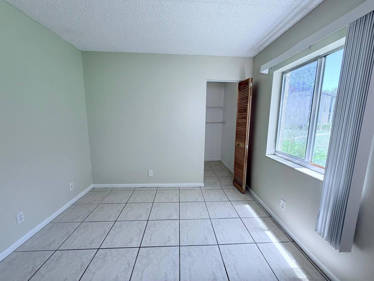 4891 Sable Pine Circle, West Palm Beach, FL 33417 - Condo for Rent - Image 8