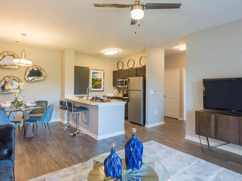 The Peaks at Woodmen, 6750 Alpine Currant View, Colorado Springs, CO 80918 - Apartment for Rent - Image 3