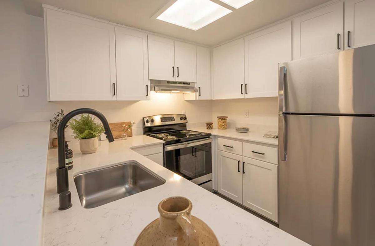 Autumn Ridge, 6011 Shadow Lane, Citrus Heights, CA 95621 - Apartment for Rent - Image 2