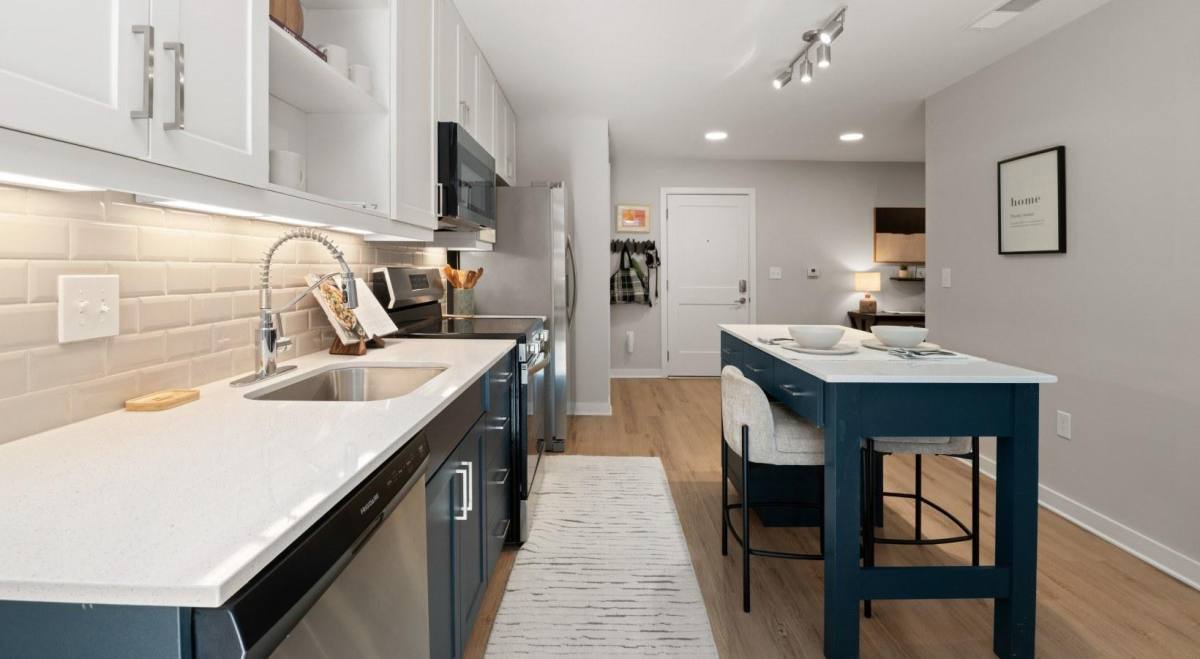 Apartment for rent at 426 N Tryon St, Charlotte, NC 28227
