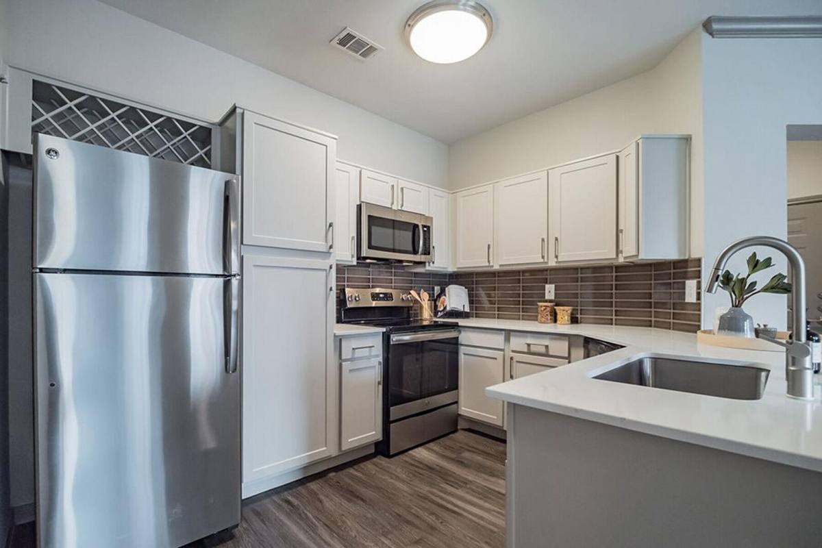 Apartment for rent at Creekside at Legacy, 6300 Windcrest Dr, Plano, TX 75024