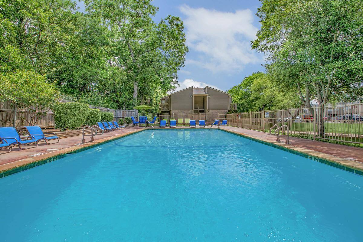 Apartment for rent at Bel Air on 16th Apartment Homes, 651 W 16th St, Plano, TX 75075