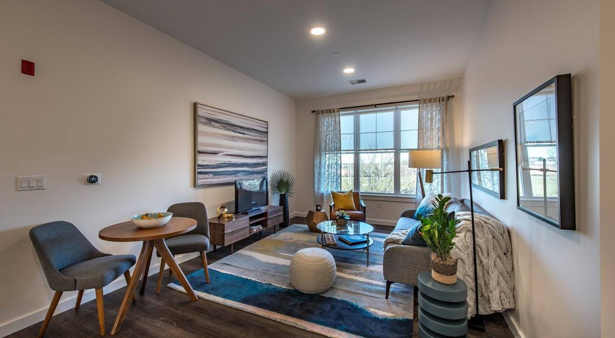 350 Beal St, Hingham, MA 02043 - Apartment for Rent - Image 2