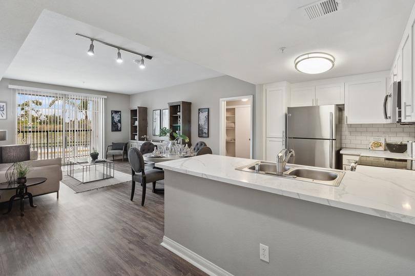 5395 Napa St, San Diego, CA 92110 - Apartment for Rent - Image 4