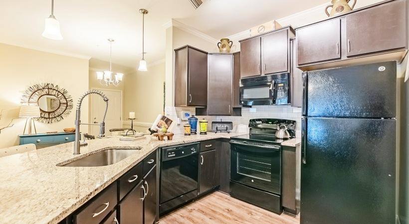 Apartment for rent at Enclave at River Gate, 12620 Toscana Way, Charlotte, NC 28273