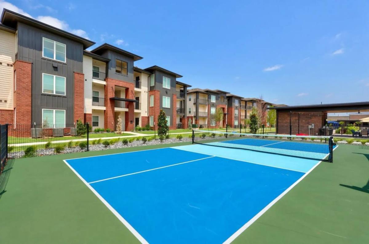 Westgate Gardens, 12600 NW 10th St, Yukon, OK 73099 - Apartment for Rent - Image 5