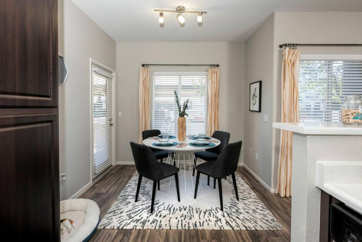 9444 Harbour Point Dr, Elk Grove, CA 95758 - Apartment for Rent - Image 4