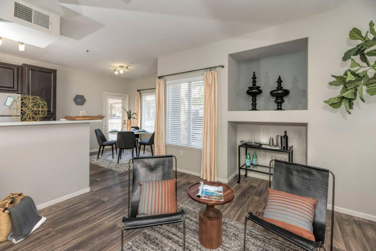 9444 Harbour Point Dr, Elk Grove, CA 95758 - Apartment for Rent - Image 5
