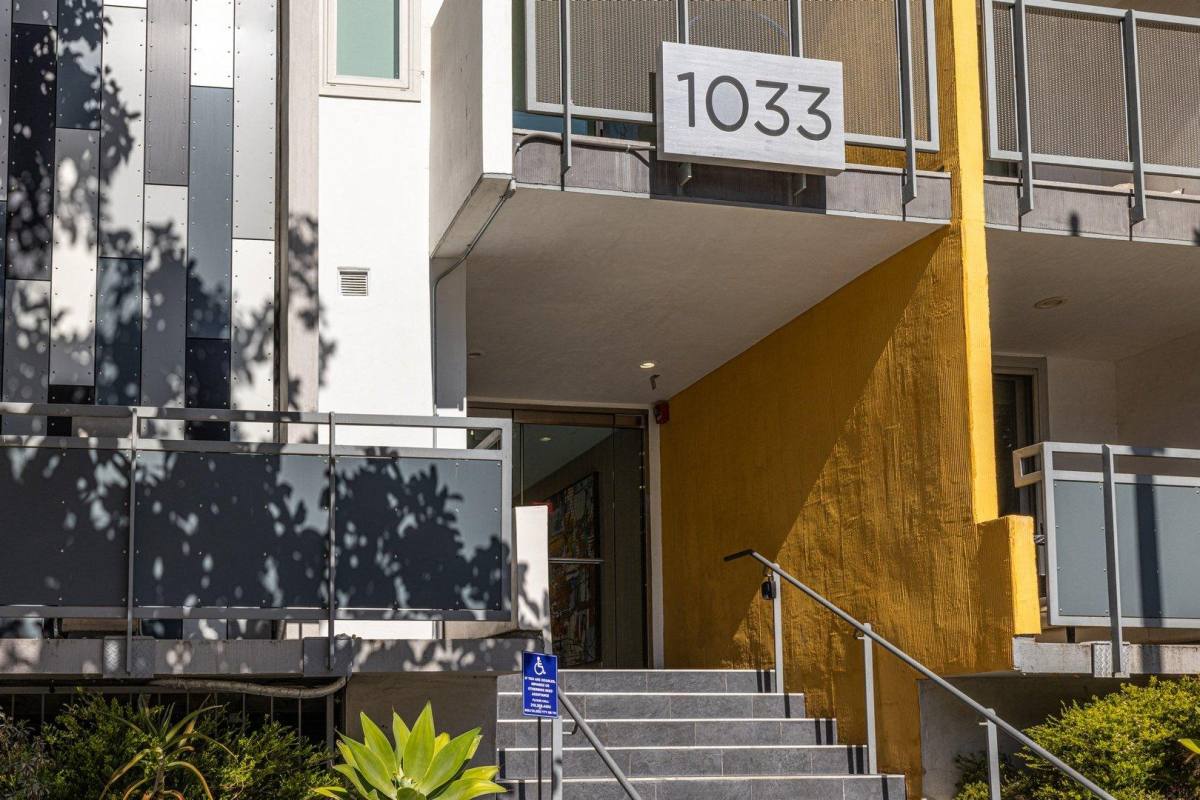Westwood Village, 1033 Hilgard Ave, Los Angeles, CA 90024 - Apartment for Rent - Image 3