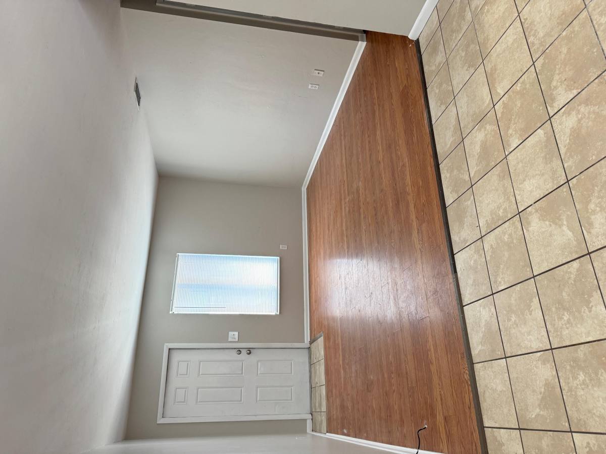 Meadow Vista, 2944 Jackson St, Fort Myers, FL 33901 - Apartment for Rent - Image 4