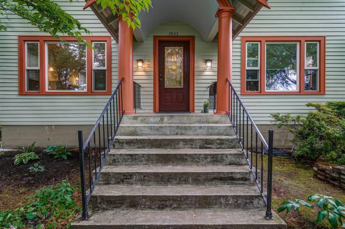 1045 5th St NE #1, Salem, OR 97301 - Apartment for Rent - Image 2