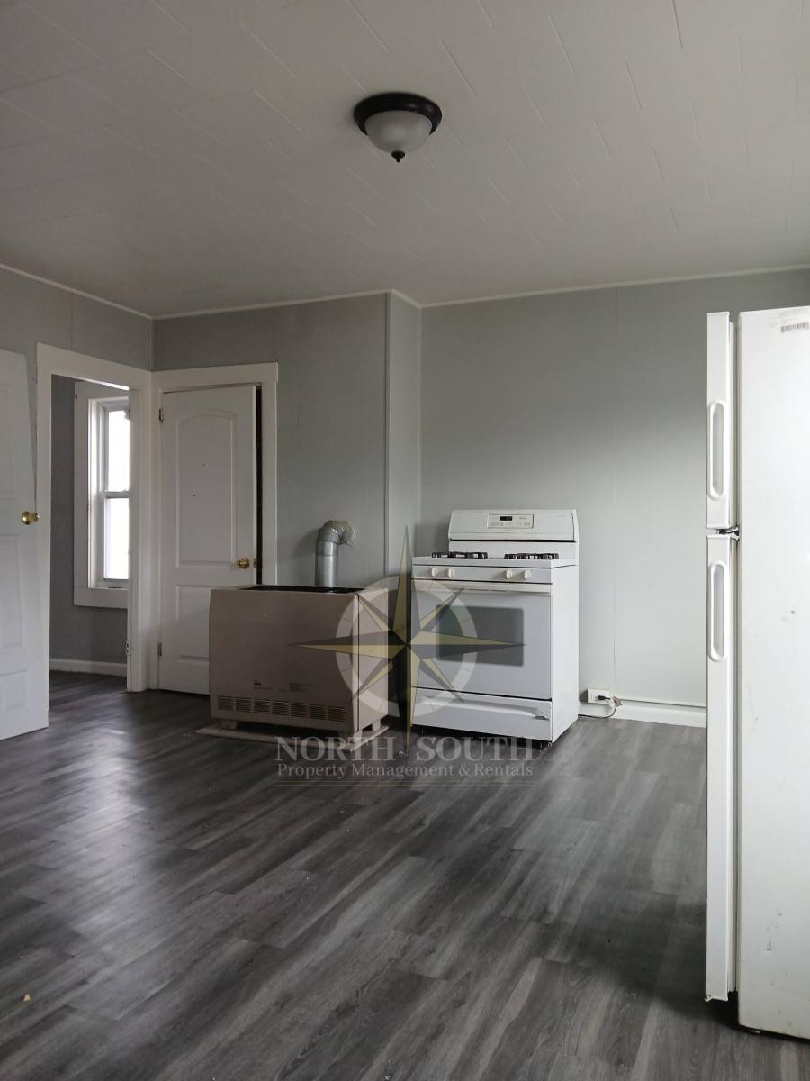 137 Fifth St #2N, Fall River, MA 02721 - Apartment for Rent