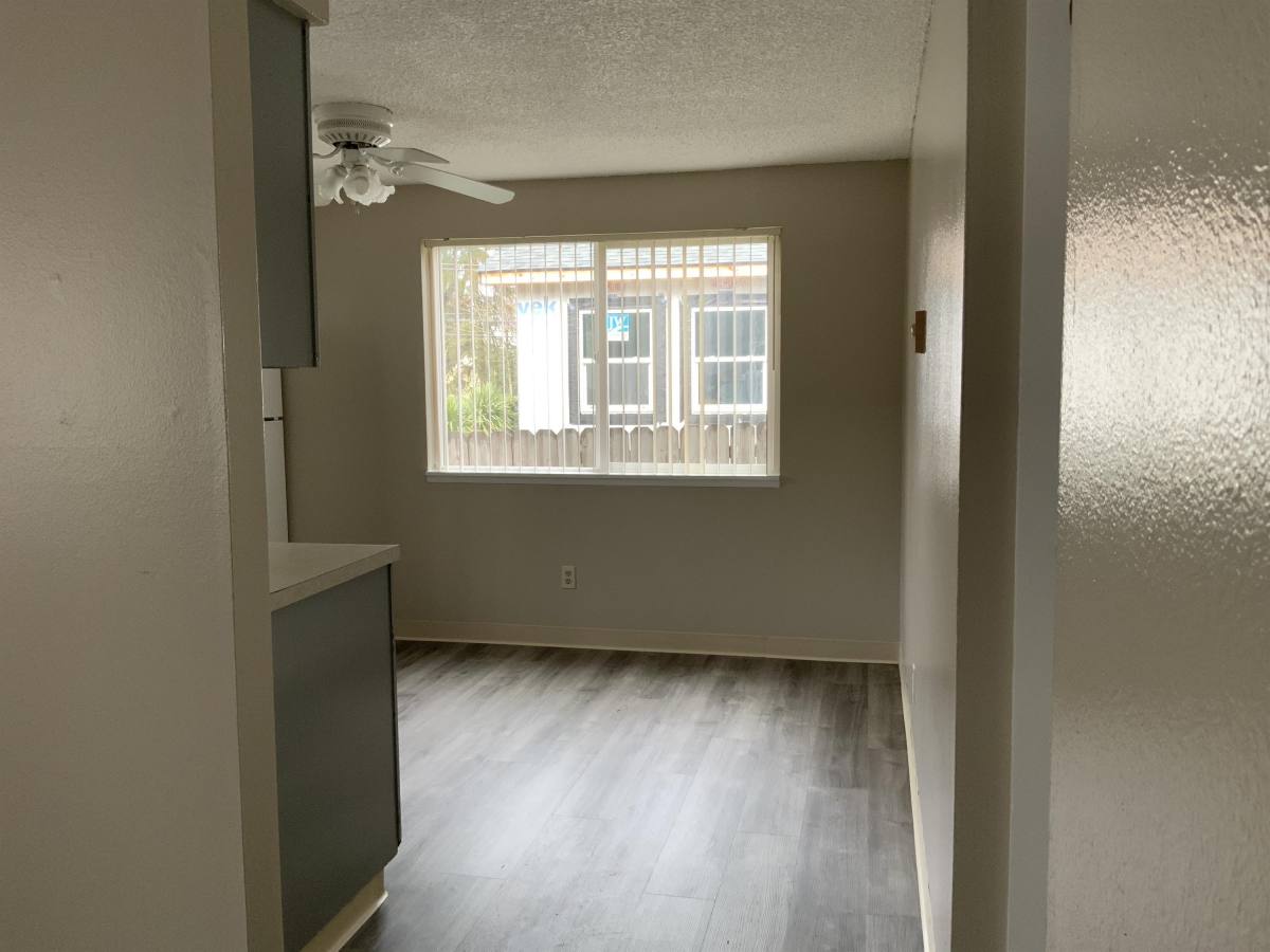 Apartment for rent at 13910 SE Redwood Ave #4, Portland, OR 97267