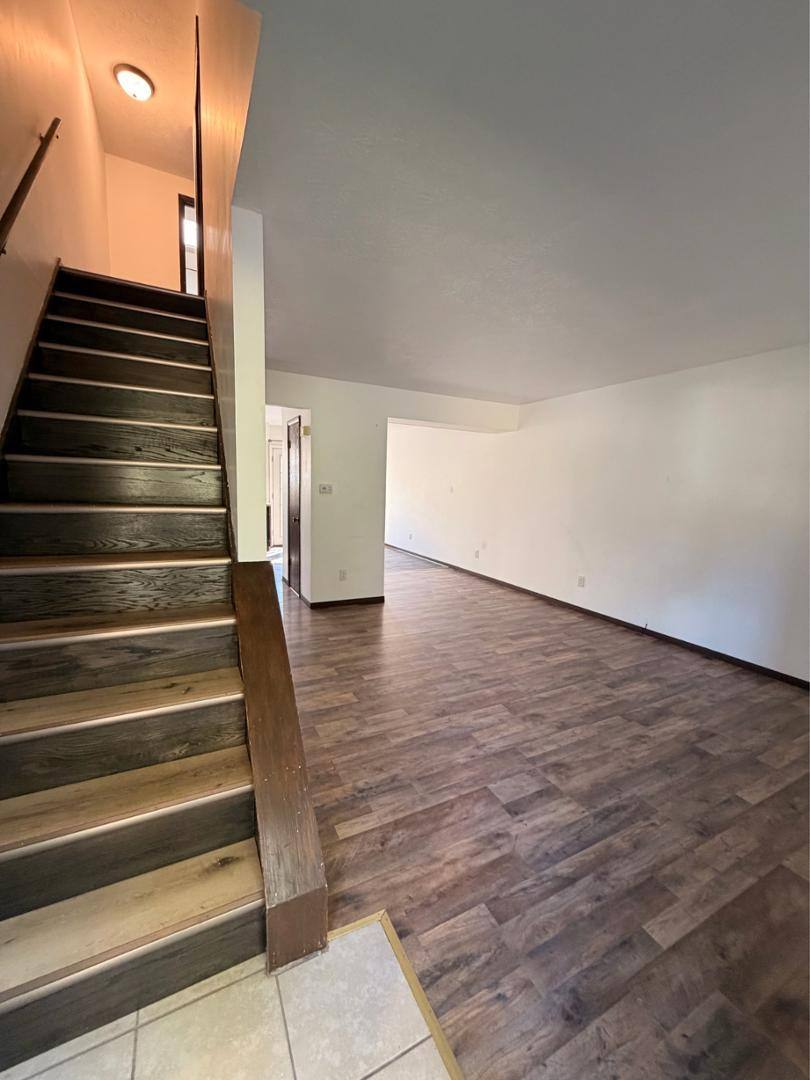 900 5th St #2, Brilliant, OH 43913 - Townhouse for Rent