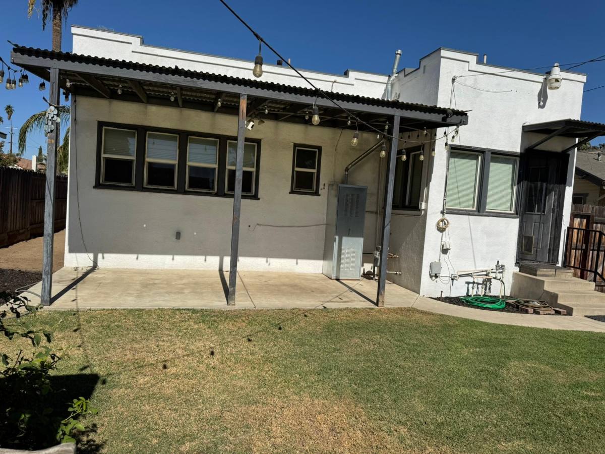 Huntington Boulevard, 4120 E Kerckhoff Ave, Fresno, CA 93702 - House for Rent - Image 5