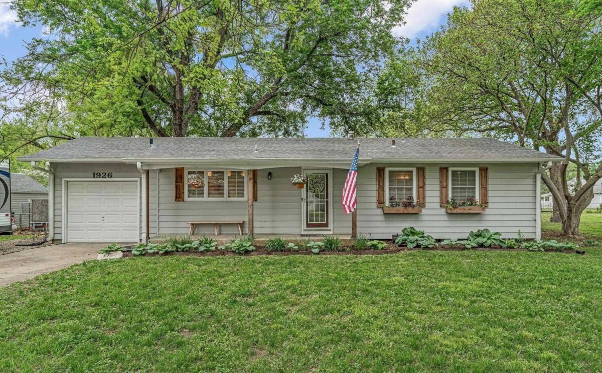 House for rent at 1926 NW Taylor St, Topeka, KS 66608