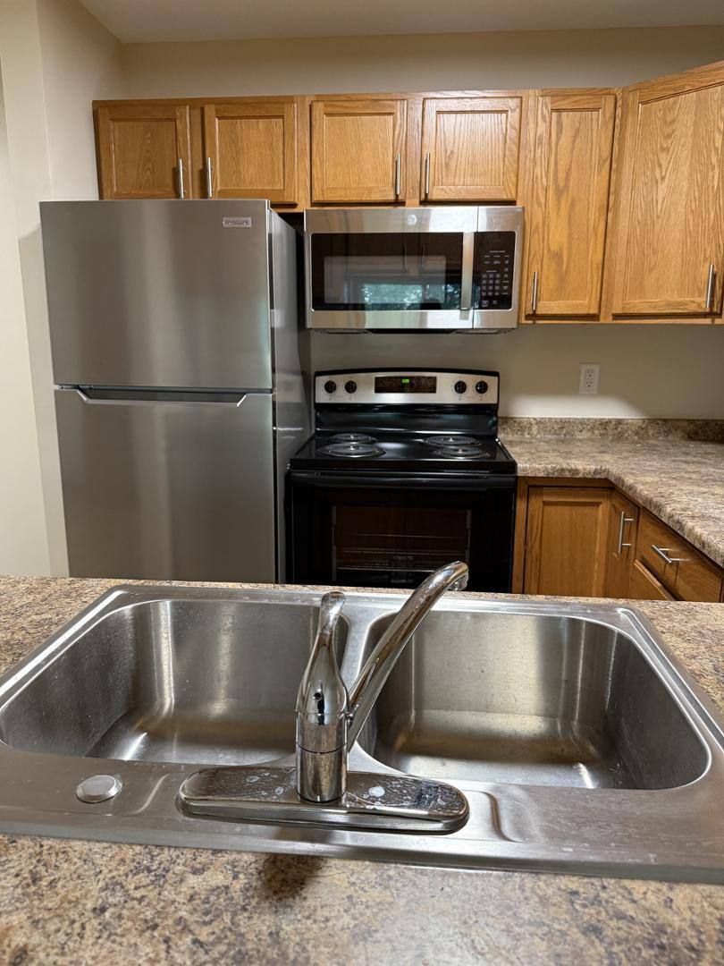 Apartment for rent at 1321 1st St NE #1, Faribault, MN 55021