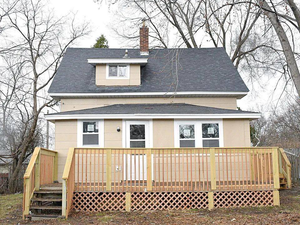 1603 Hudson Rd, St. Paul, MN 55106 - House for Rent - Image 1