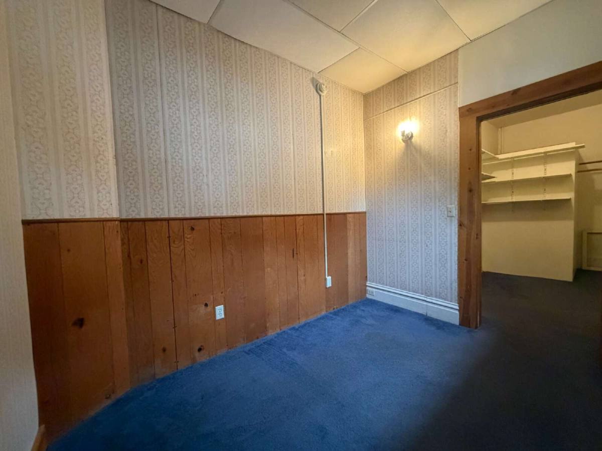 211 Fulton St, Eau Claire, WI 54703 - Apartment for Rent - Image 10