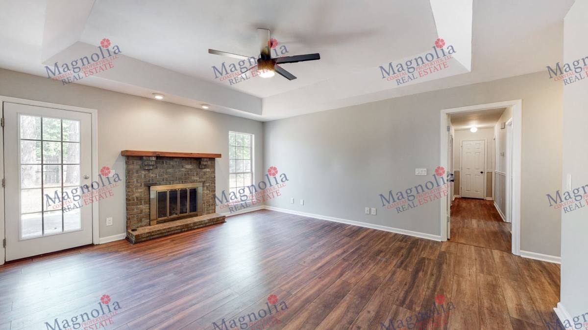 152 Parkside Dr, Richmond Hill, GA 31324 - House for Rent - Image 5