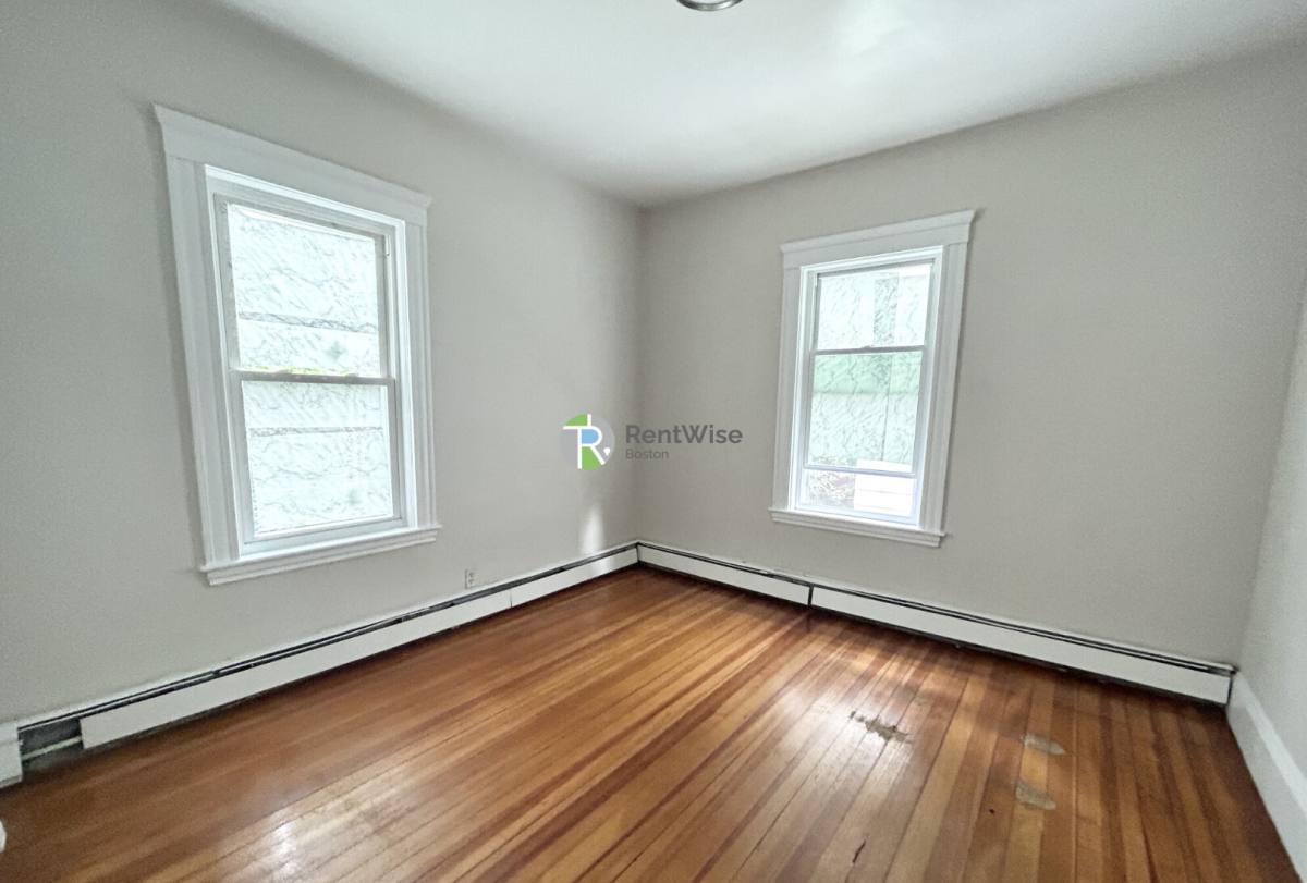 7 Hesston Terrace #1, Dorchester, MA 02125 - Apartment for Rent - Image 4