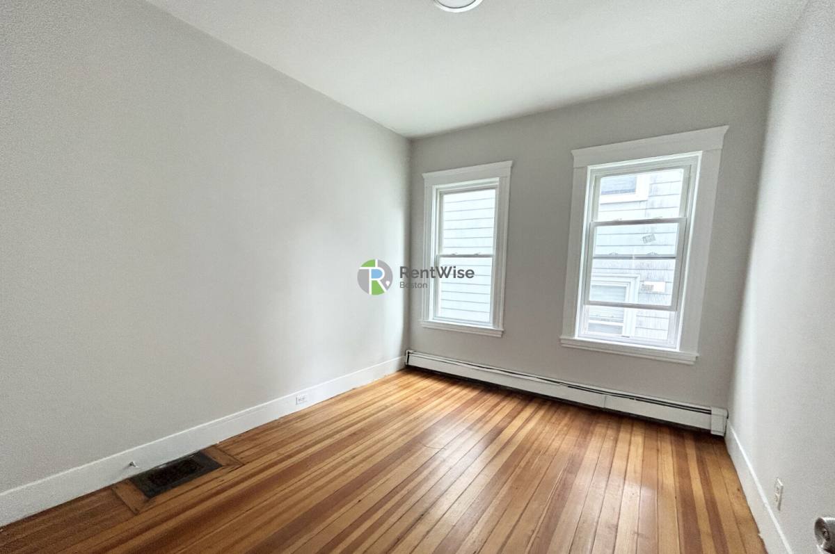 7 Hesston Terrace #1, Dorchester, MA 02125 - Apartment for Rent - Image 5