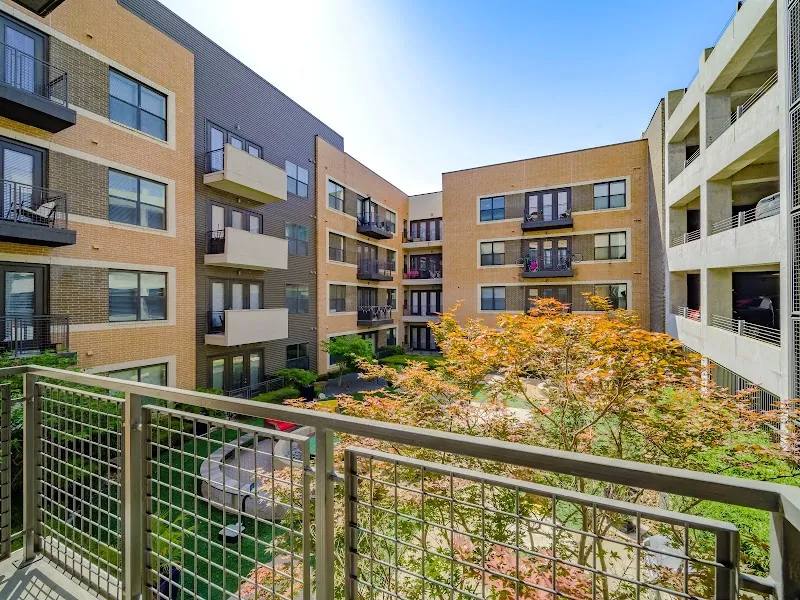 1900 Hi Line Dr, Dallas, TX 75207 - Apartment for Rent - Image 5