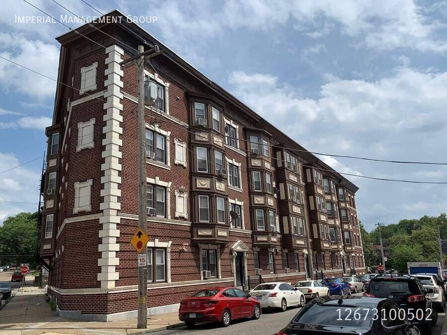 Apartment for rent at 530 King St #C1, Philadelphia, PA 19144