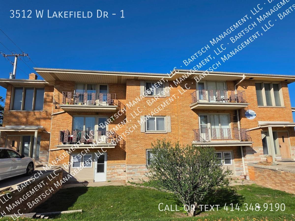 3512 W Lakefield Dr #1, Milwaukee, WI 53215 - Apartment for Rent