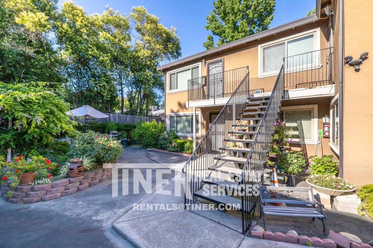 5911 Muldrow Rd #D, Carmichael, CA 95608 - Condo for Rent - Image 5