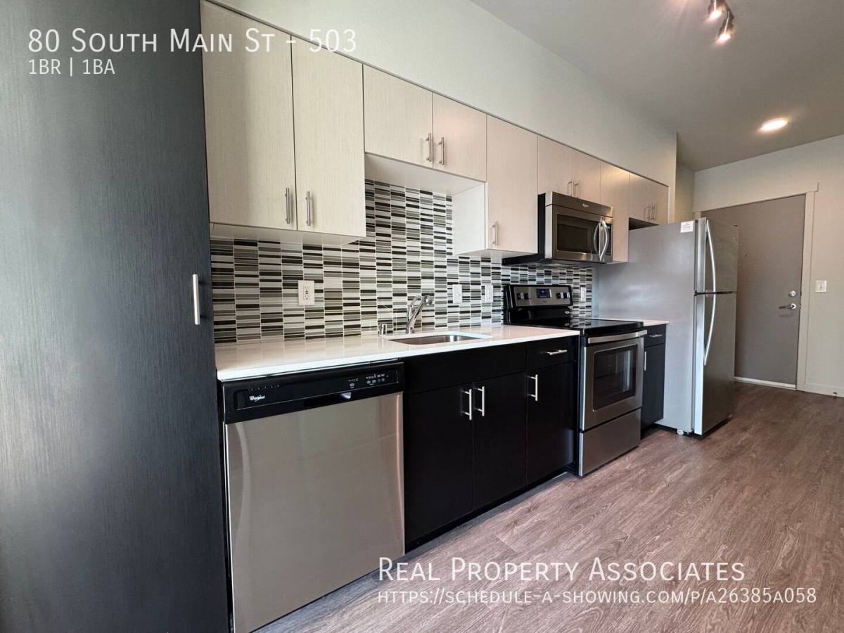 80 S Main St #503, Seattle, WA 98104 - Apartment for Rent - Image 11