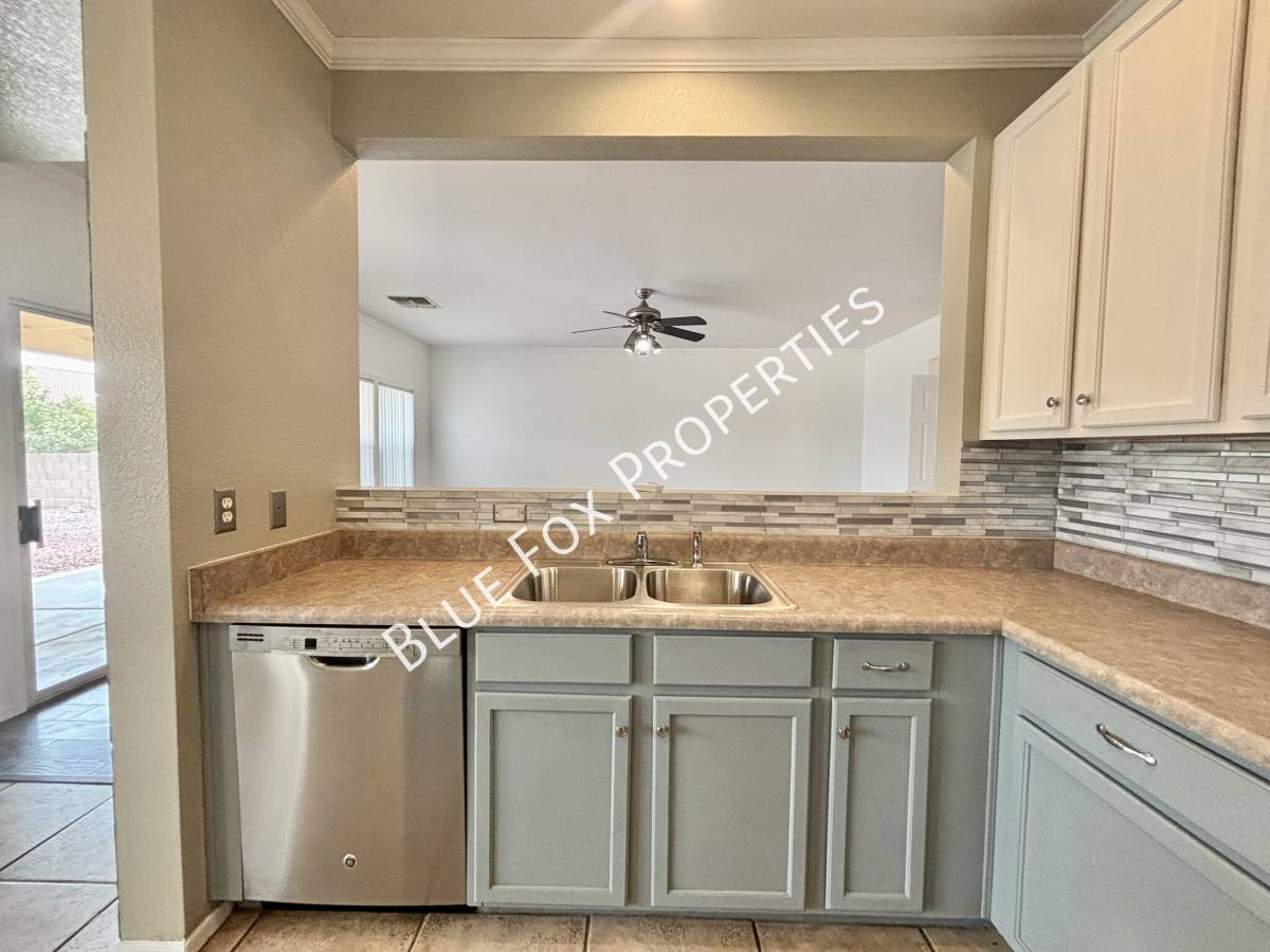 13724 E Oxmoor Valley Dr, Vail, AZ 85641 - House for Rent - Image 8
