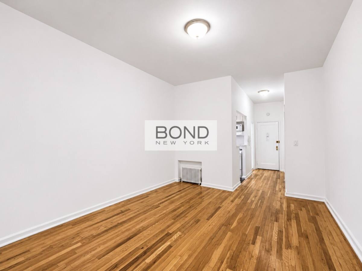 226 E 74th St #13, New York, NY 10021 - Apartment for Rent - Image 3