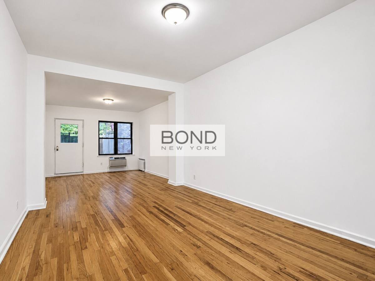 226 E 74th St #13, New York, NY 10021 - Apartment for Rent - Image 2