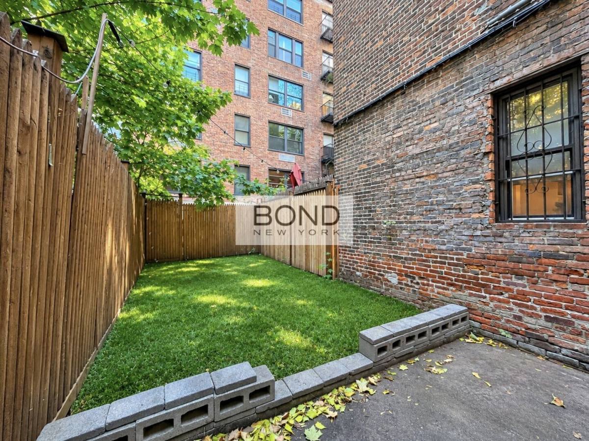 226 E 74th St #13, New York, NY 10021 - Apartment for Rent - Image 8