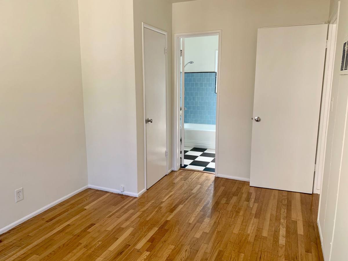 11742 Goshen Ave, Los Angeles, CA 90049 - Apartment for Rent - Image 5
