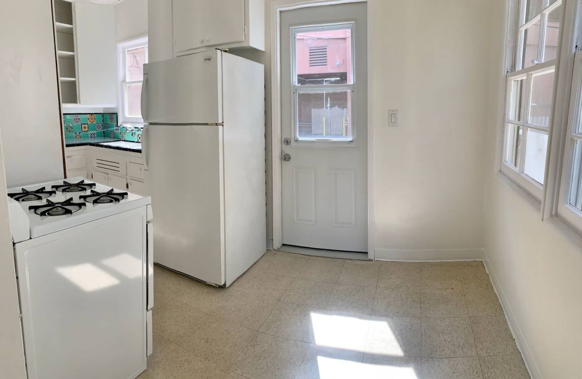 11742 Goshen Ave, Los Angeles, CA 90049 - Apartment for Rent - Image 8
