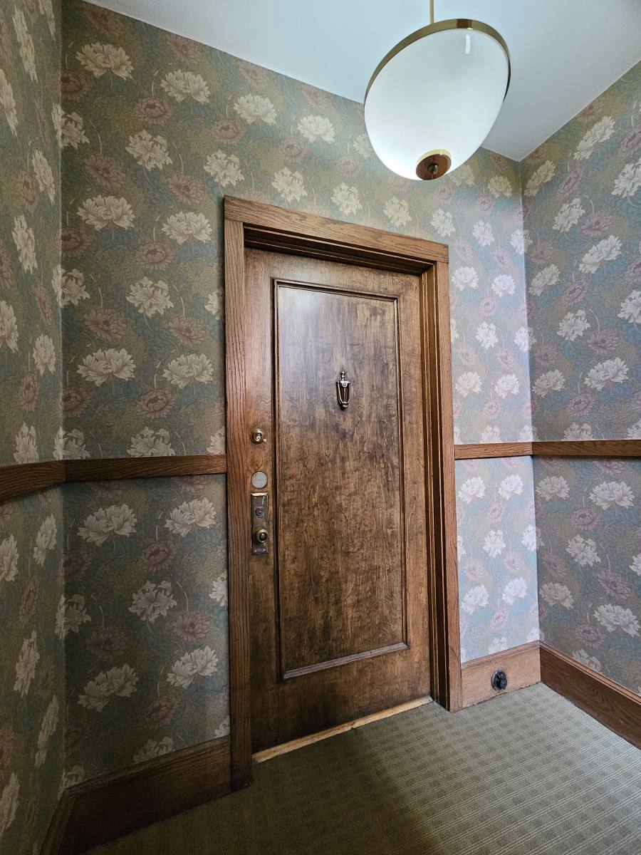 5656 S Dorchester Ave #1, Chicago, IL 60637 - Condo for Rent - Image 4
