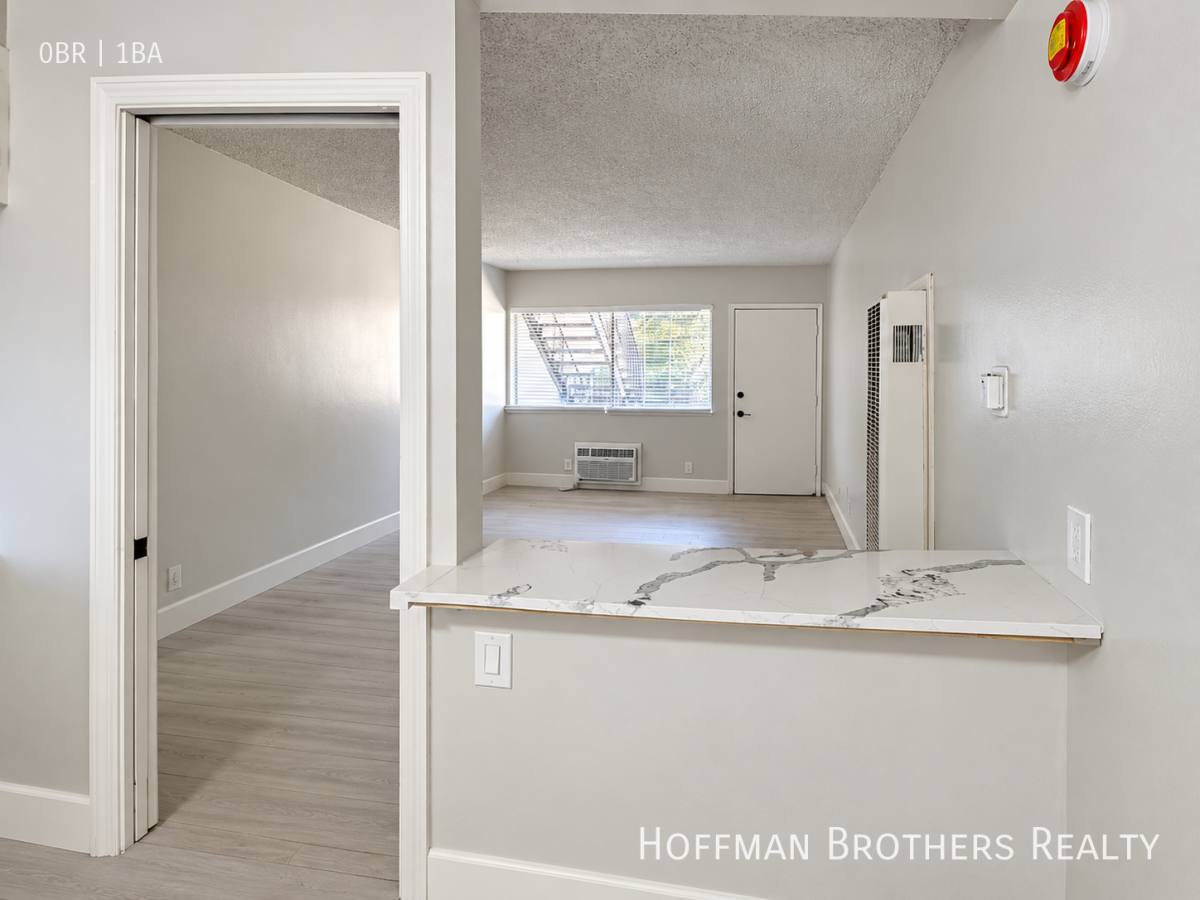 Apartment for rent at 6809 Baird Ave #3, Reseda, CA 91335